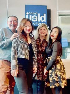 les demoiselles d'asie sont dans les studio de france bleu gard lozere